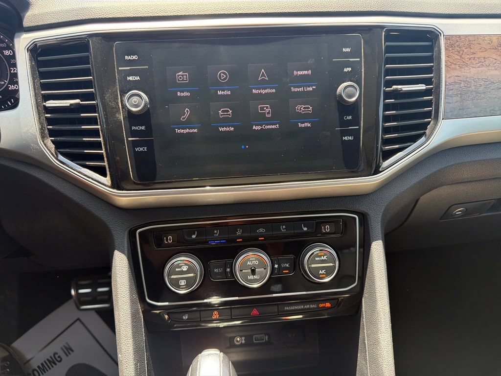 Used 2019 Volkswagen Atlas SEL Premium AWD/4WD image 19
