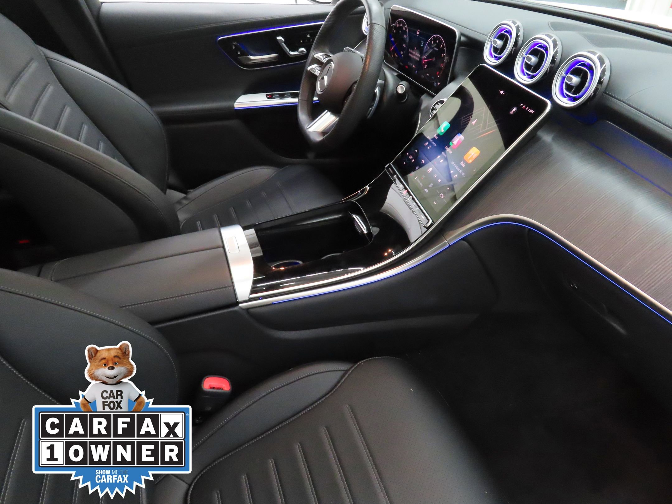 Used 2025 Mercedes-Benz GLC 300 4MATIC image 25