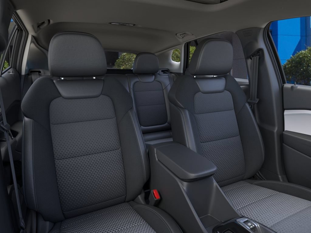 New 2026 Chevrolet Trax LT w/ Sunroof Package FWD image 16