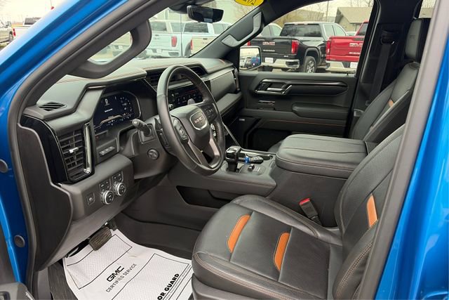 Used 2024 GMC Sierra 1500 AT4 w/ Technology Package image 9
