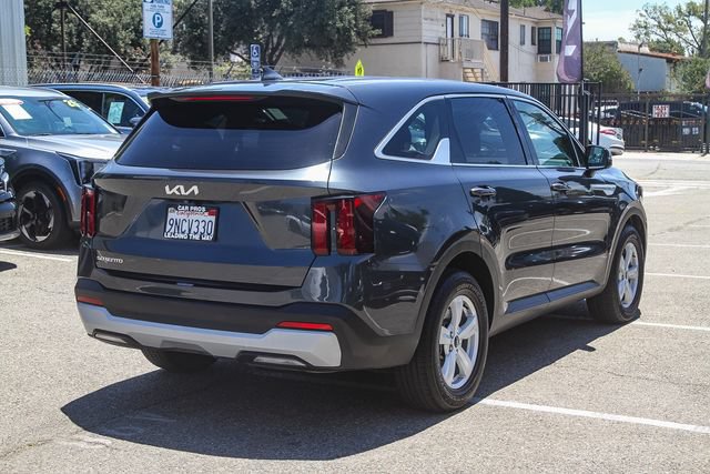 Certified 2024 Kia Sorento LX FWD image 10
