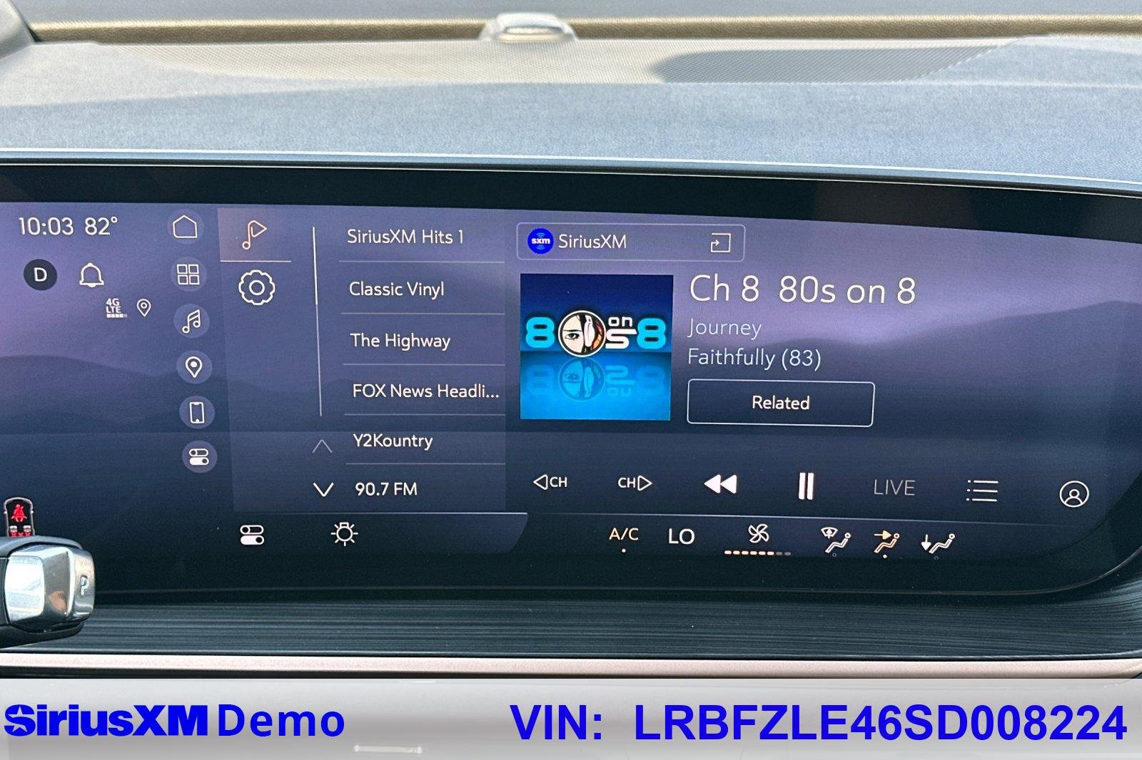 Used 2025 Buick Envision Sport Touring image 40