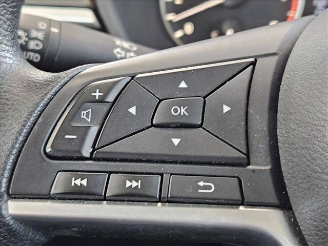 Used 2025 Nissan Altima 2.5 SV FWD image 22