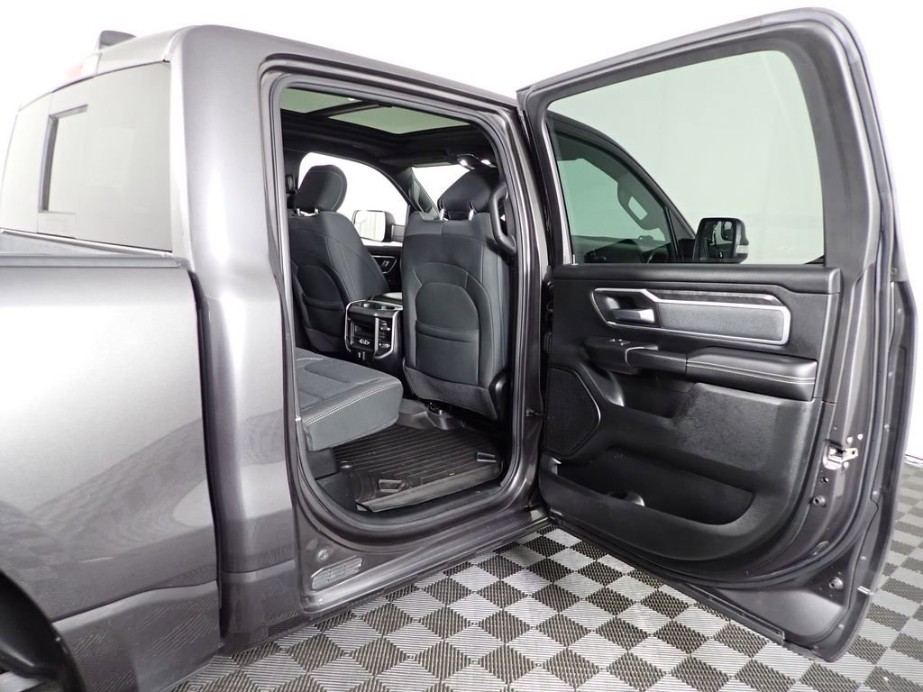 Used 2020 RAM 1500 Big Horn AWD/4WD image 33