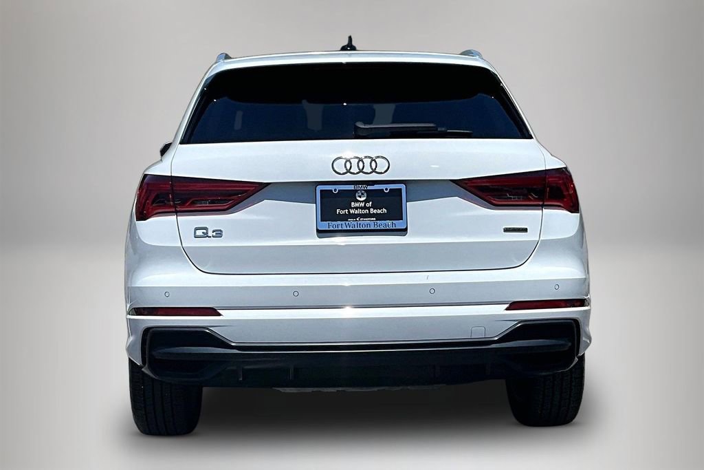 Used 2020 Audi Q3 2.0T Premium Plus w/ Premium Plus Package AWD/4WD image 5