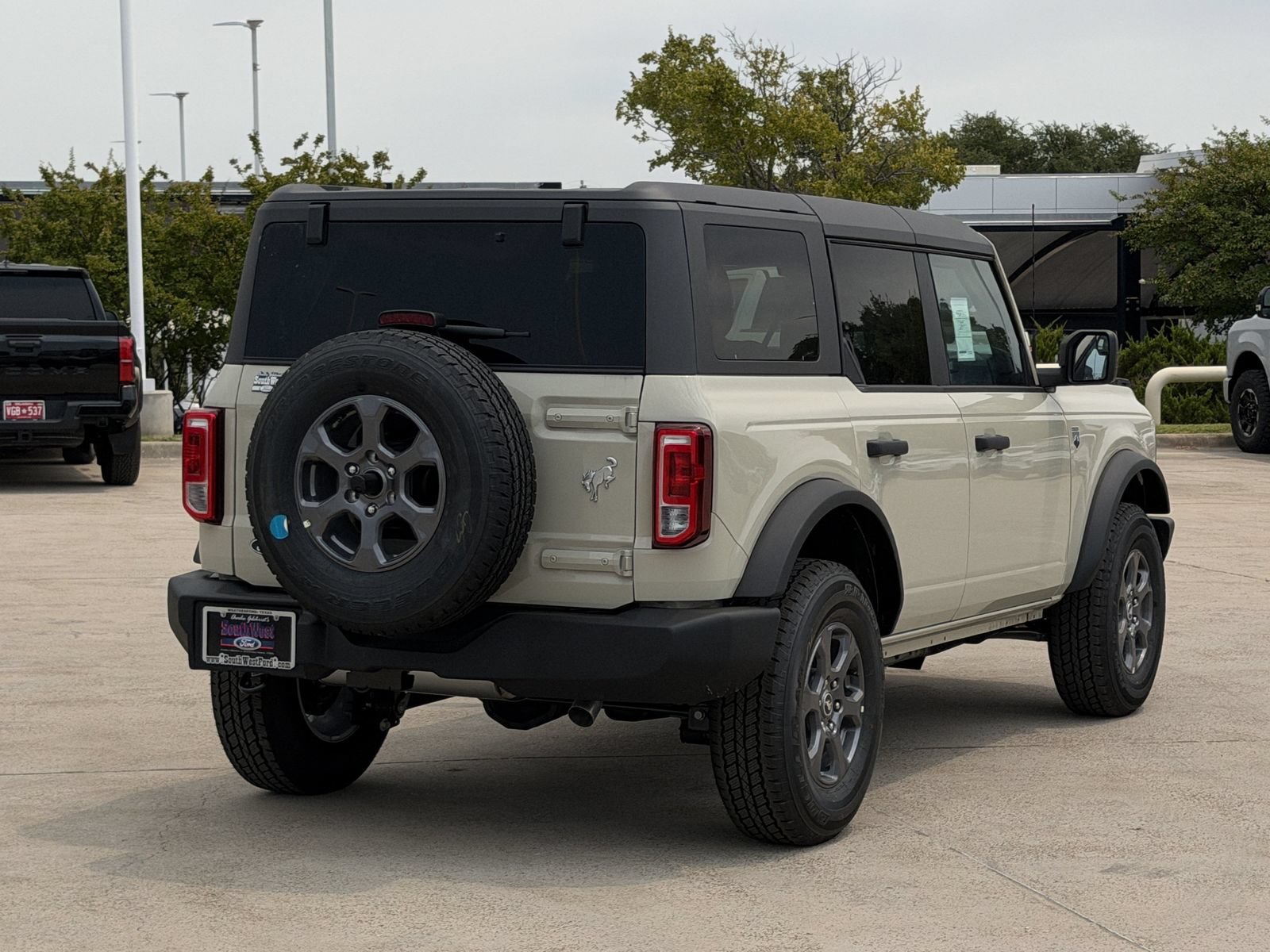 New 2026 Ford Bronco Big Bend AWD/4WD image 4