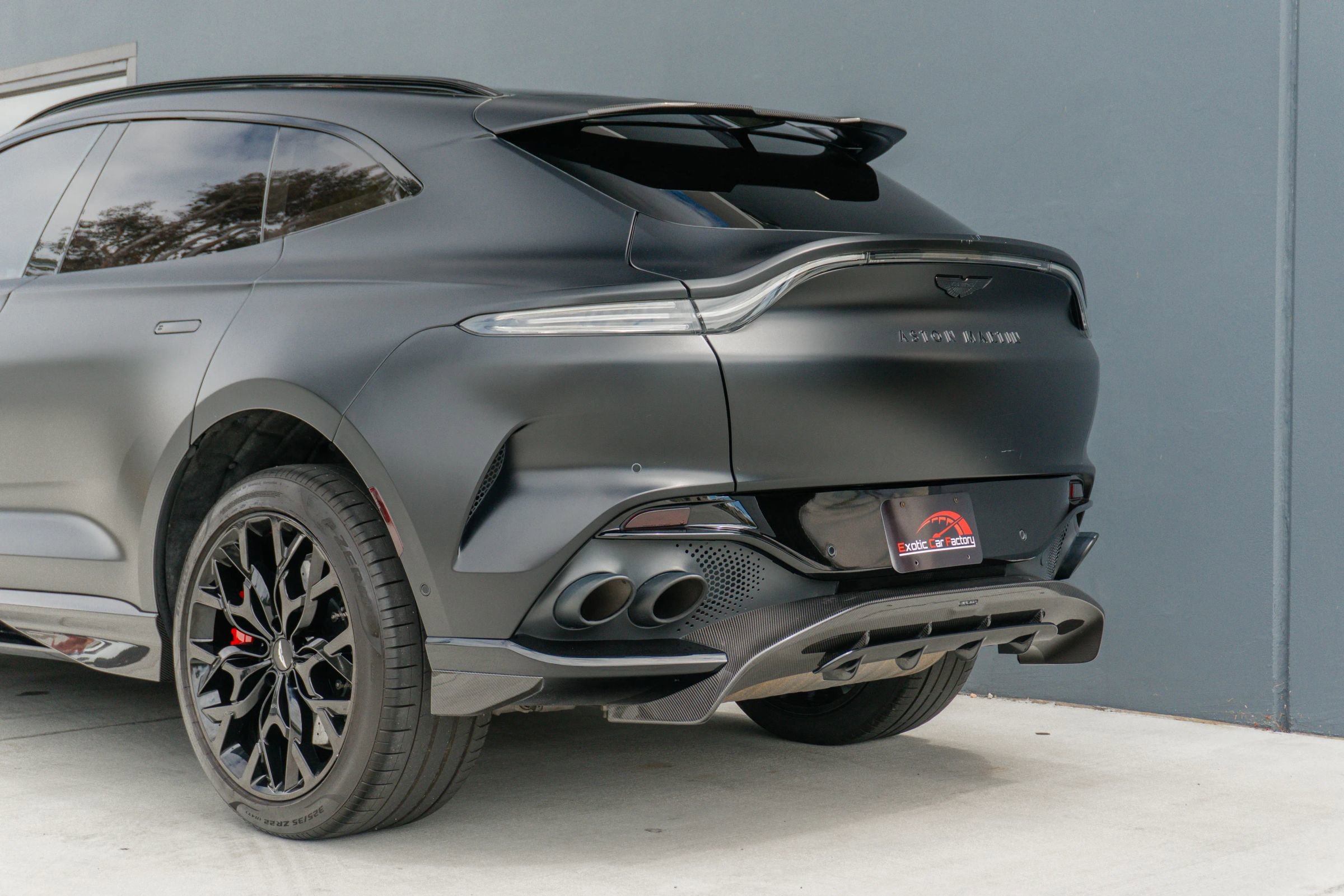 Used 2023 Aston Martin DBX 707 AWD/4WD image 22