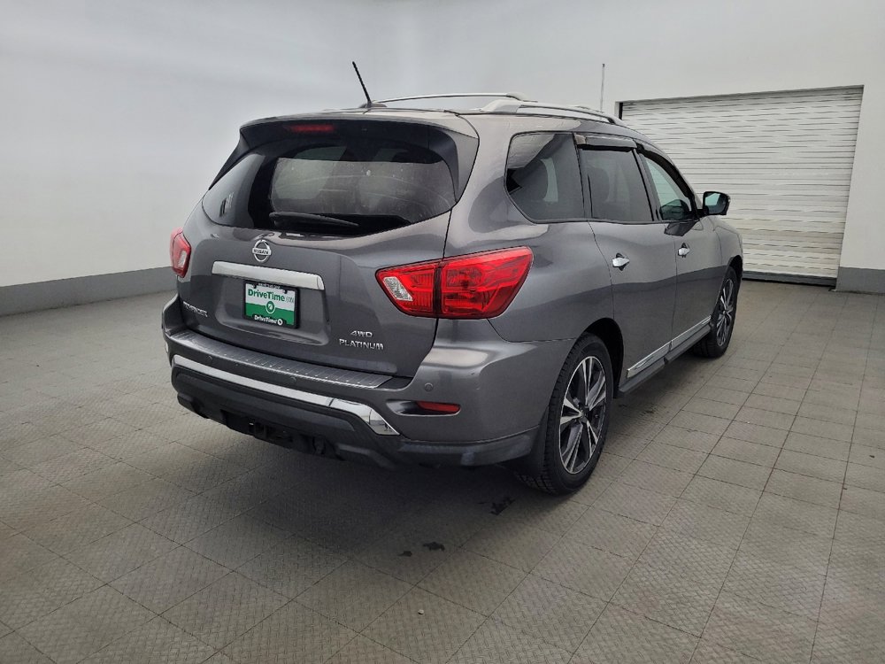 Used 2017 Nissan Pathfinder Platinum w/ Cargo Package image 9