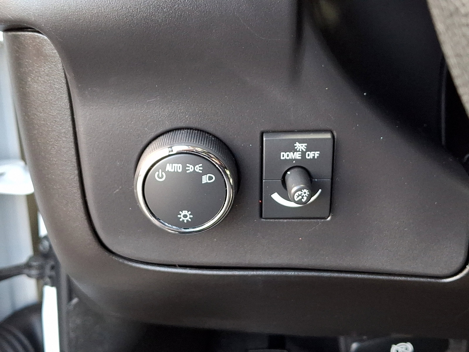 Used 2024 Chevrolet Express 3500 LT w/ LT Preferred Equipment Group RWD image 23