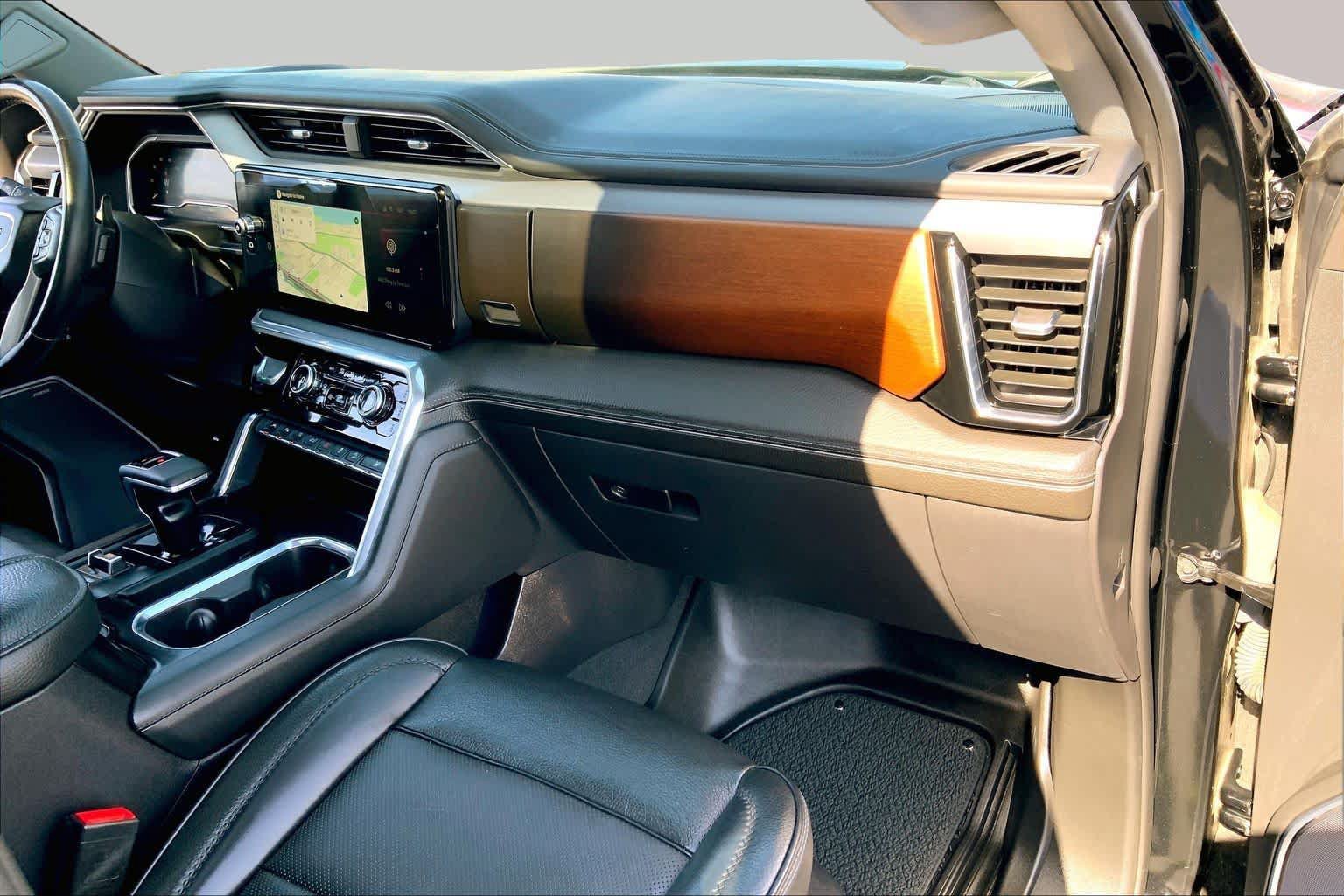 Used 2023 GMC Sierra 1500 Denali AWD/4WD image 17