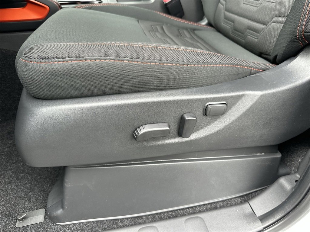 New 2025 Nissan Frontier PRO-4X image 12