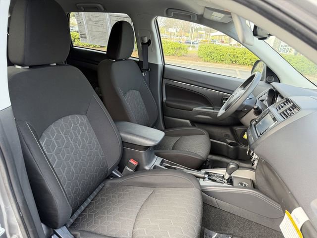 Used 2025 Mitsubishi Outlander Sport ES image 35