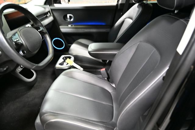 Used 2024 Hyundai Ioniq 5 Limited image 18
