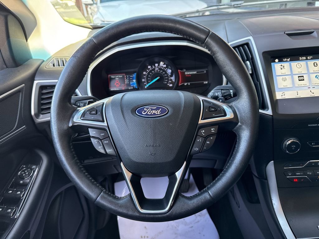 Used 2019 Ford Edge SEL w/ Equipment Group 201A AWD/4WD image 30