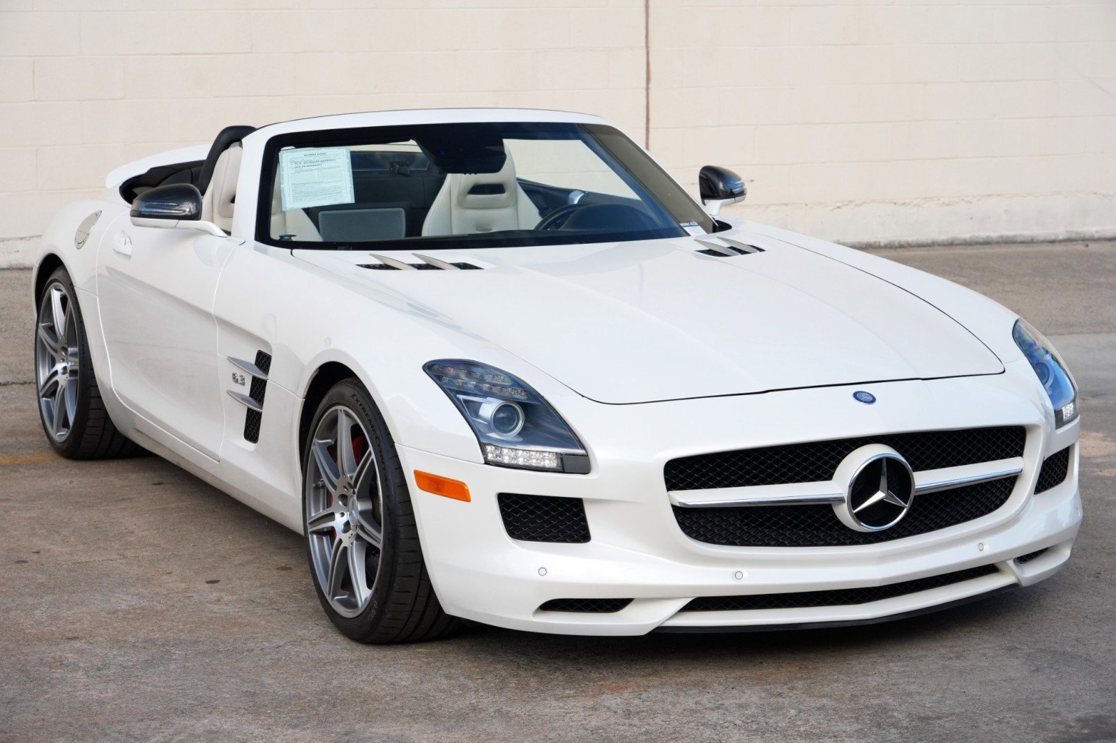 Used 2012 Mercedes-Benz SLS AMG Roadster image 46