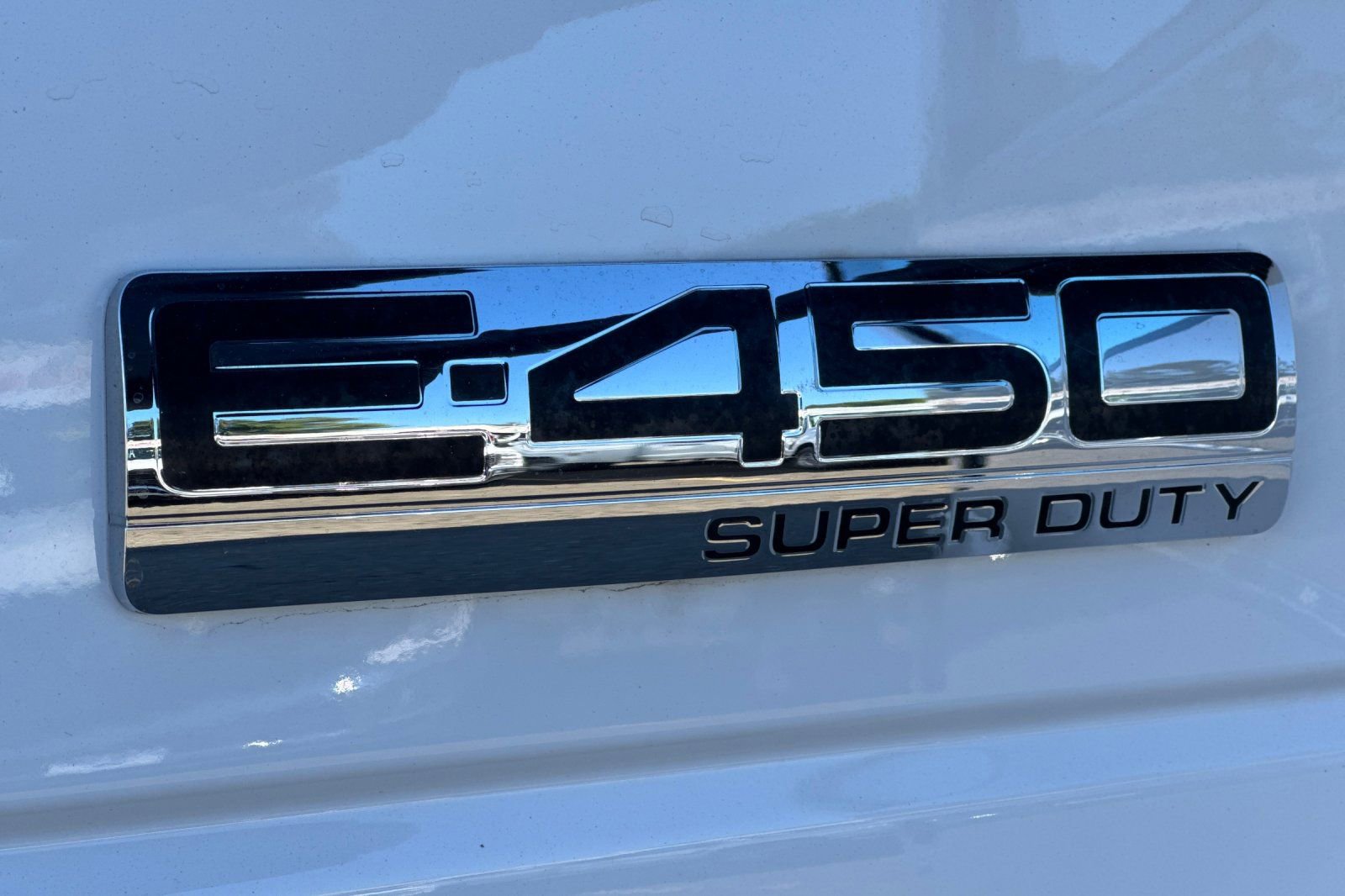 Used 2019 Ford E-450 and Econoline 450 Super Duty w/ Power Windows & Locks Group RWD image 24
