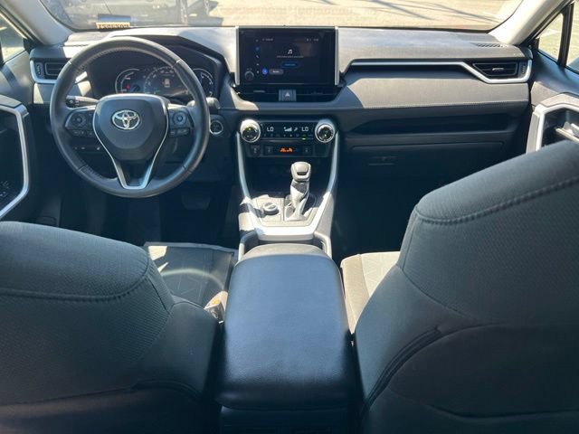 Used 2025 Toyota RAV4 XLE w/ Convenience Package AWD/4WD image 14