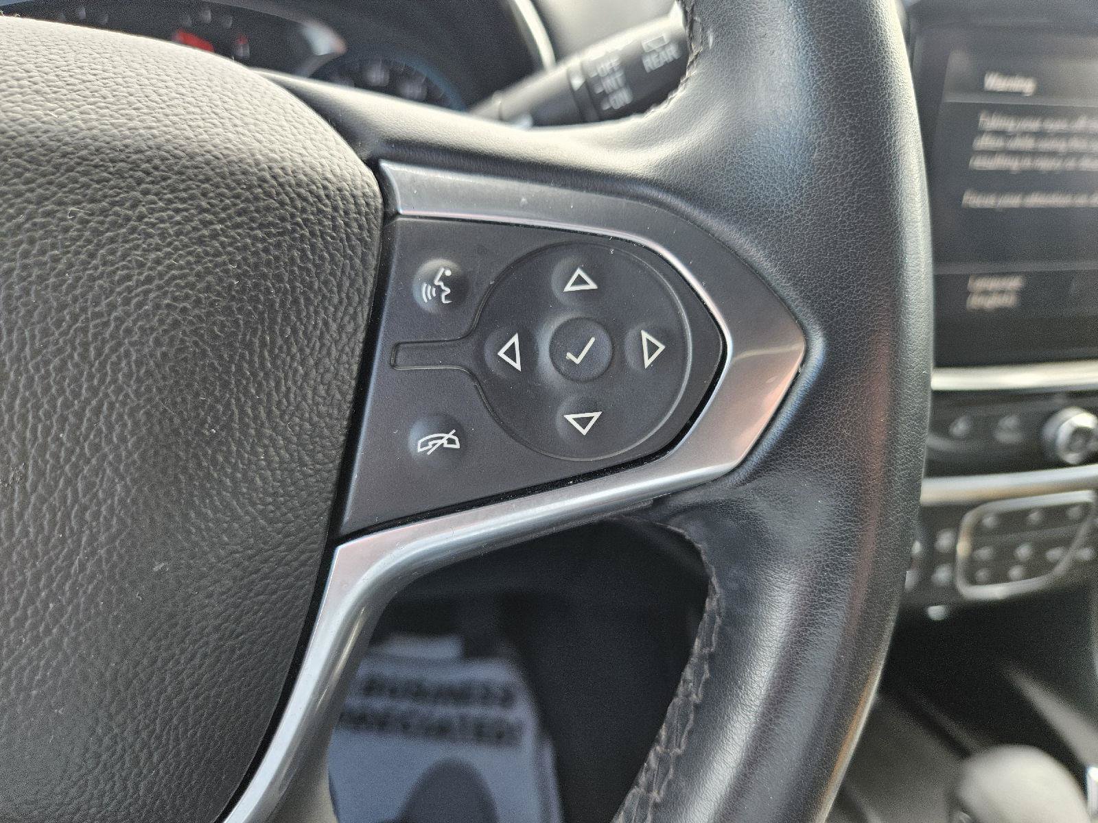 Used 2023 Chevrolet Traverse LT FWD image 5