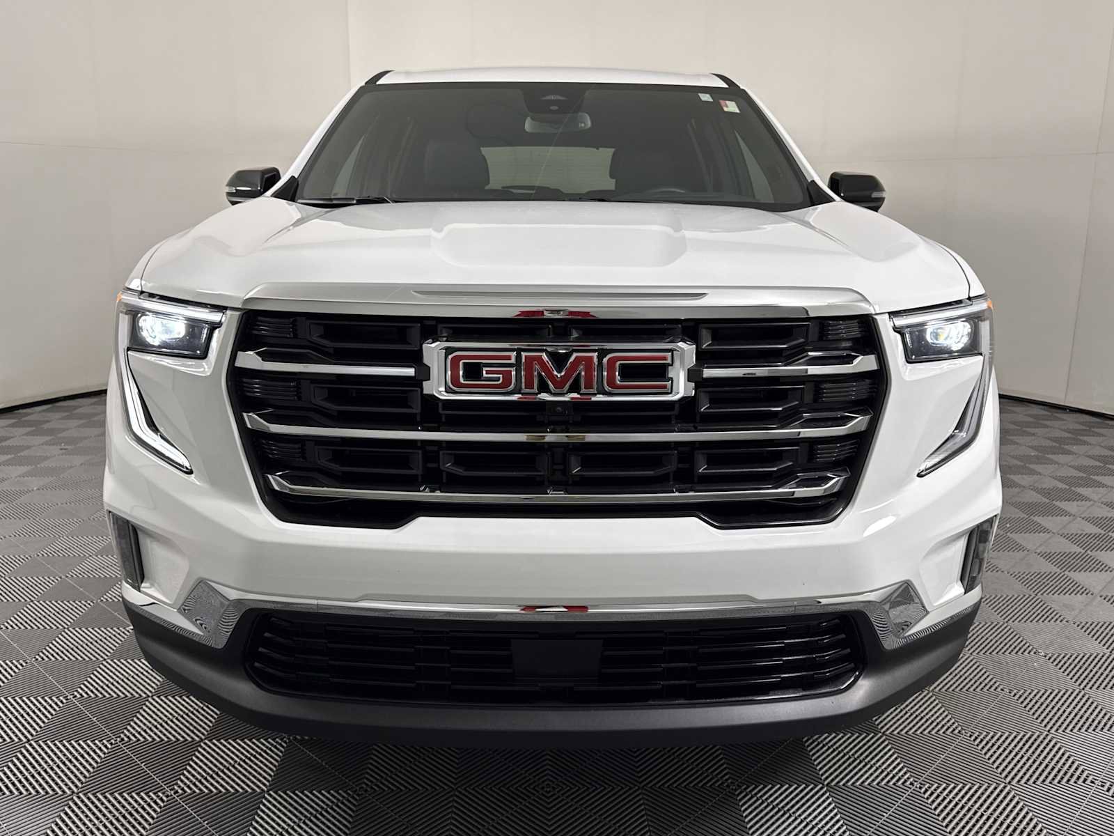 New 2025 GMC Acadia Elevation w/ Elevation Premium Package image 4