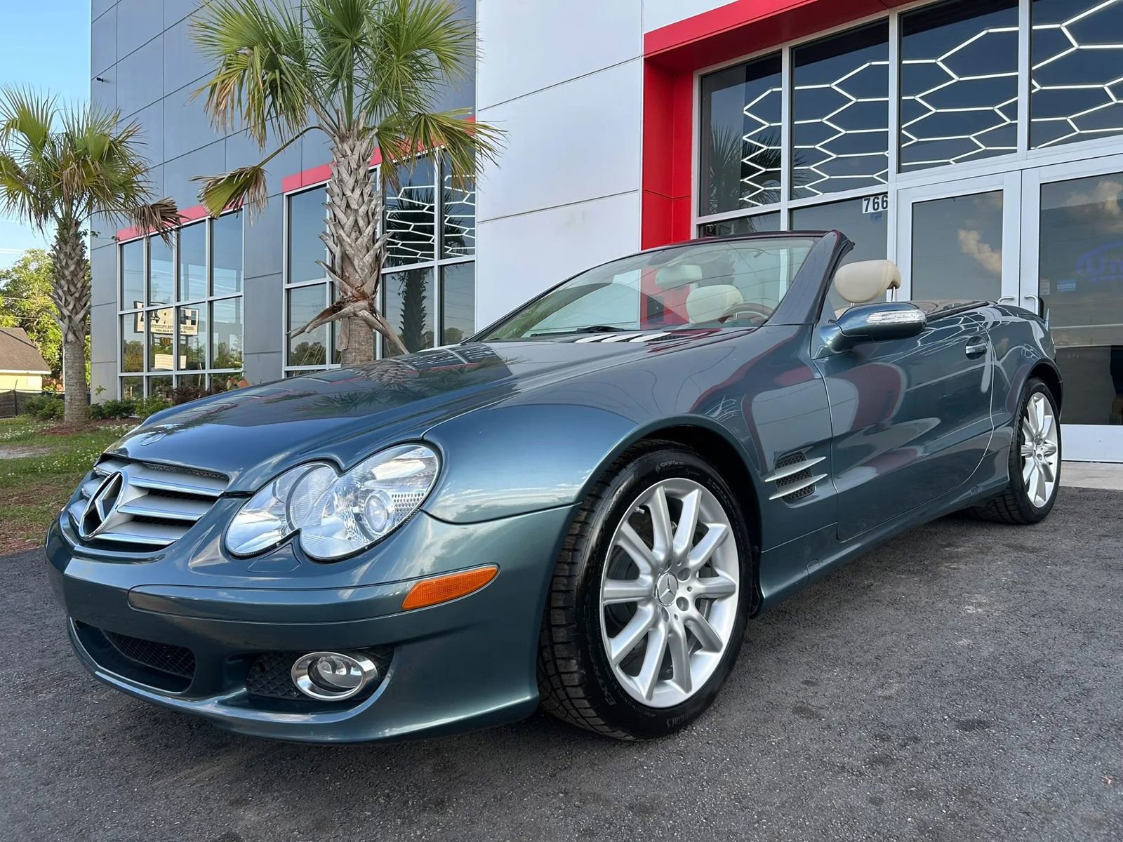 Used 2007 Mercedes-Benz SL 550 image 9