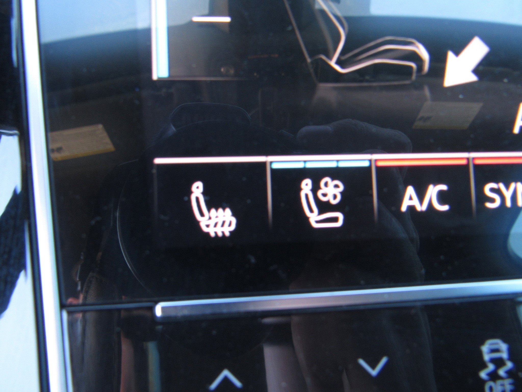 Used 2023 Audi Q7 3.0T Prestige image 23