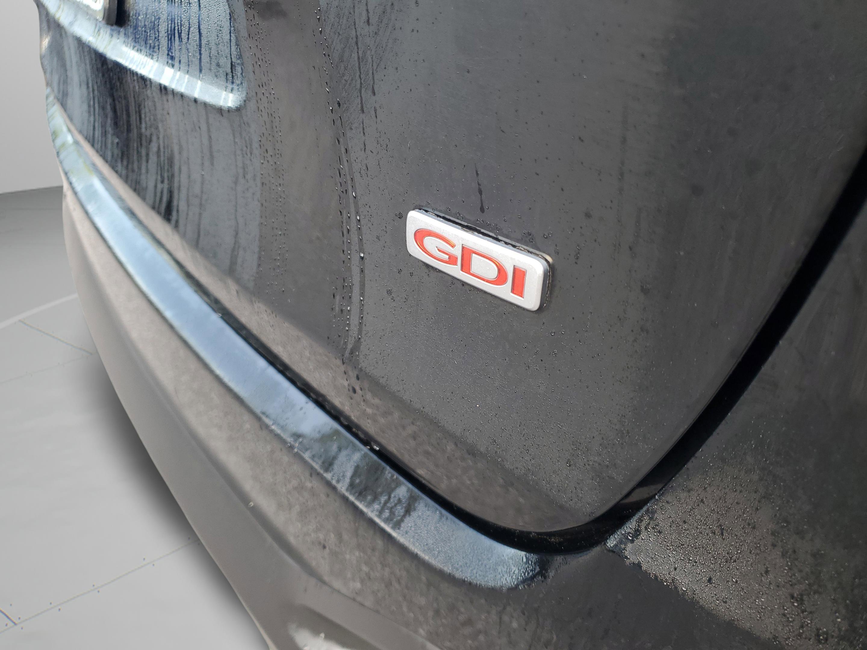 Used 2018 Kia Sorento LX image 7