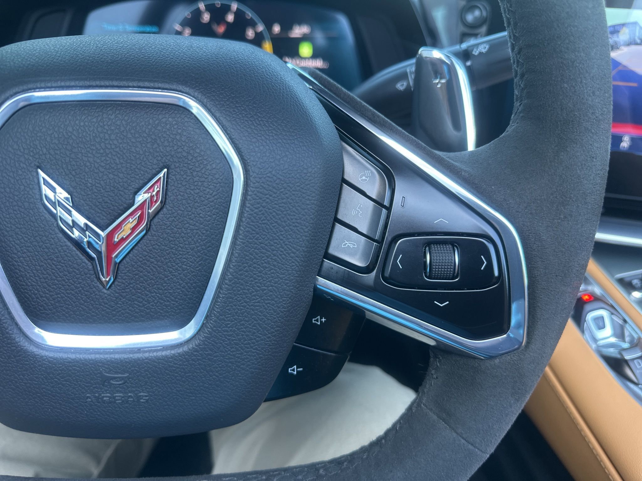 Used 2024 Chevrolet Corvette Stingray Preferred Conv image 41