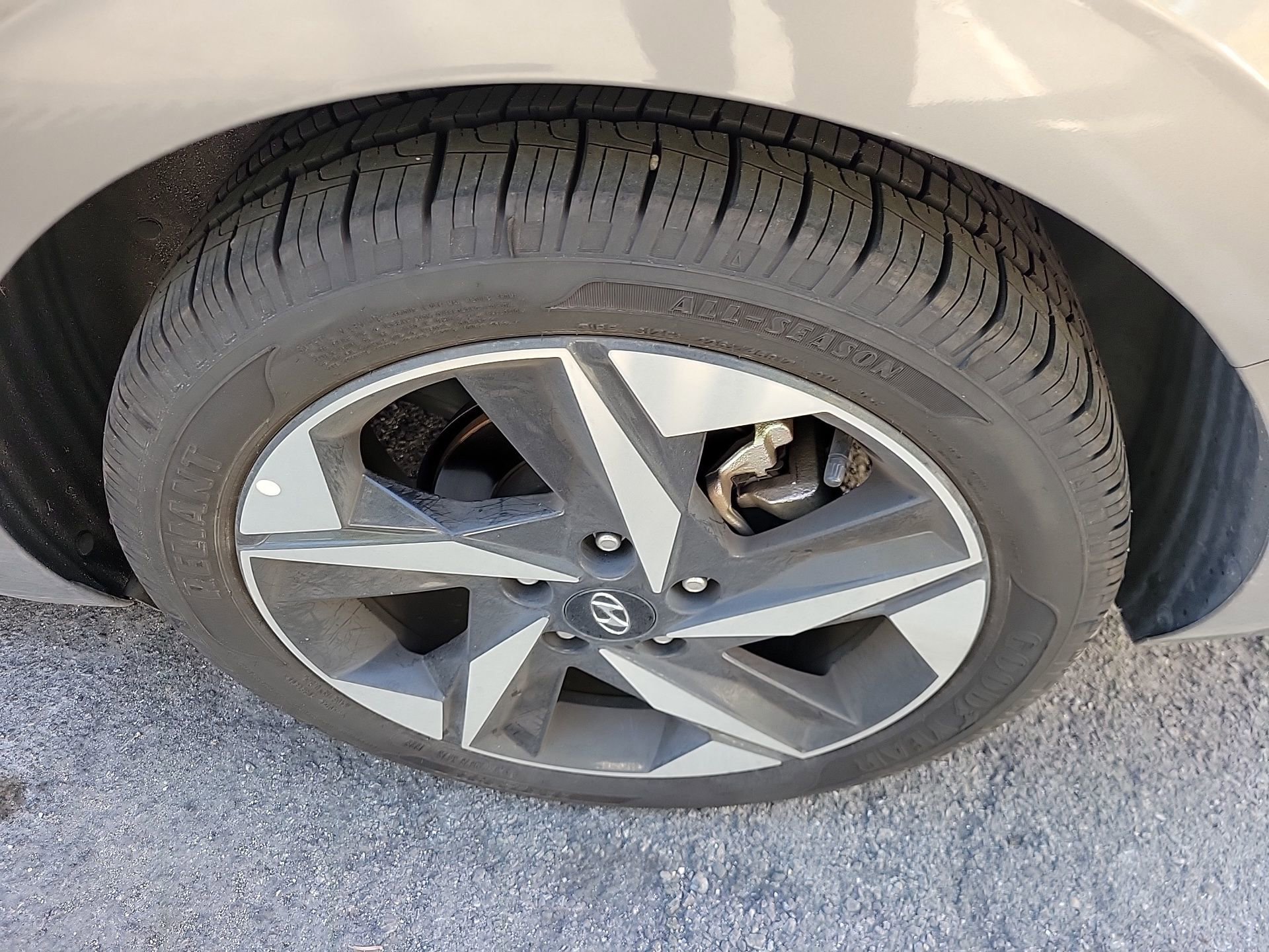 Used 2023 Hyundai Elantra SEL w/ Convenience Package image 15