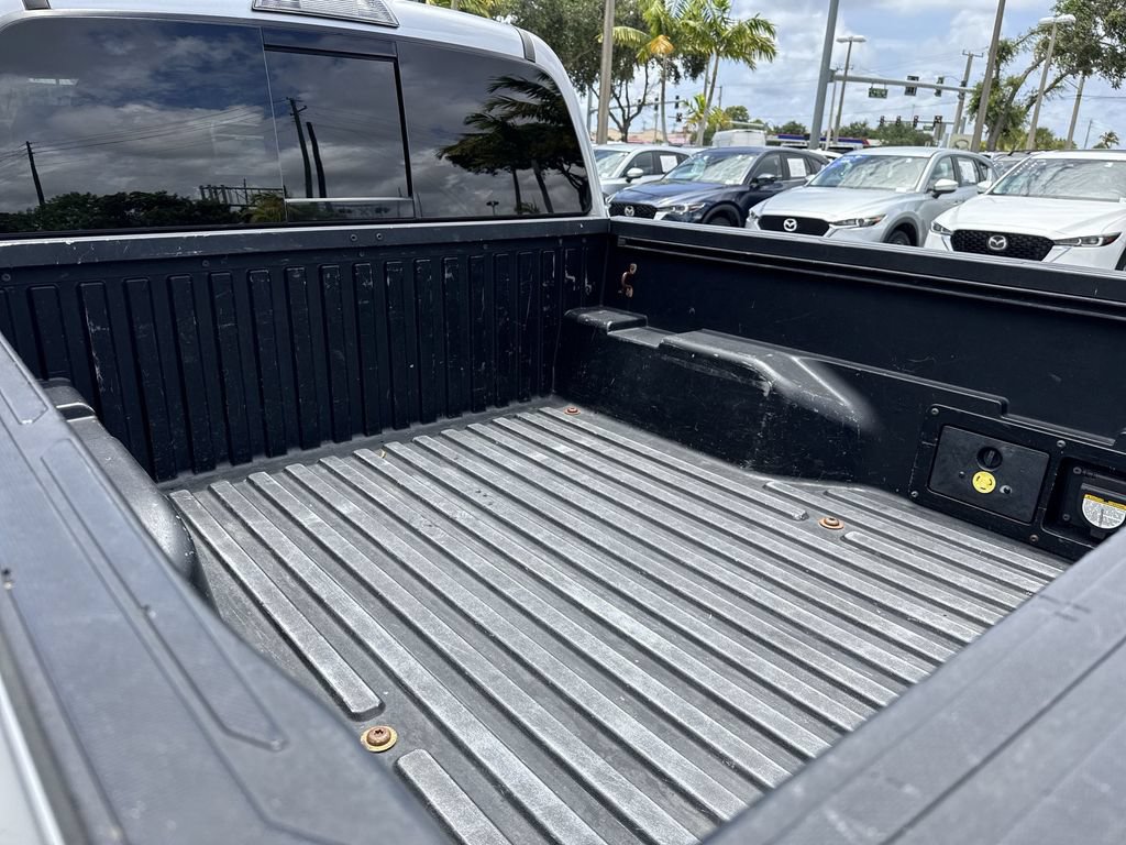 Used 2017 Toyota Tacoma TRD Sport w/ Tow Package RWD image 55