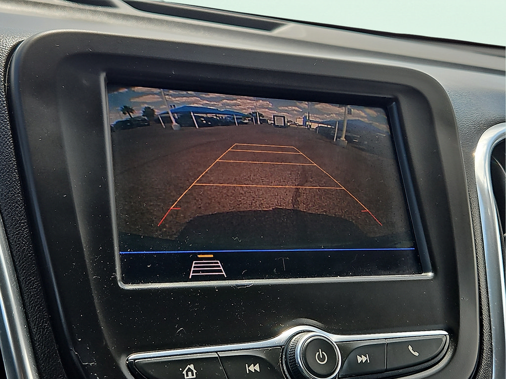 Used 2021 Chevrolet Equinox LT FWD image 16