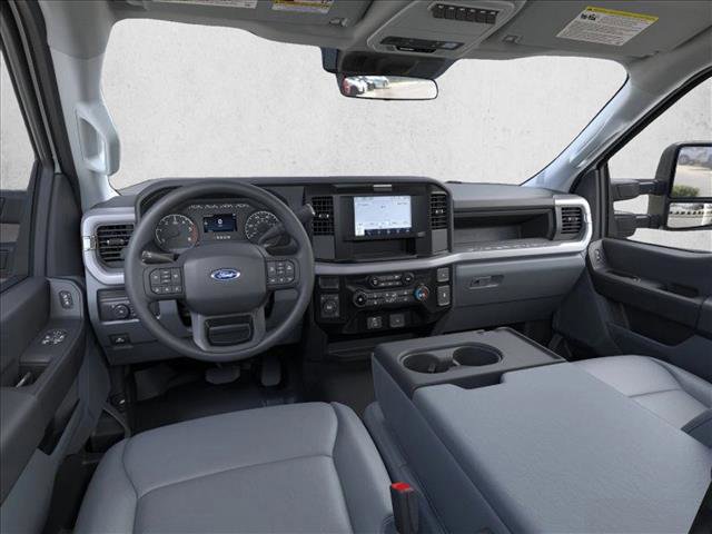 New 2026 Ford F550 4x4 Regular Cab Super Duty image 9
