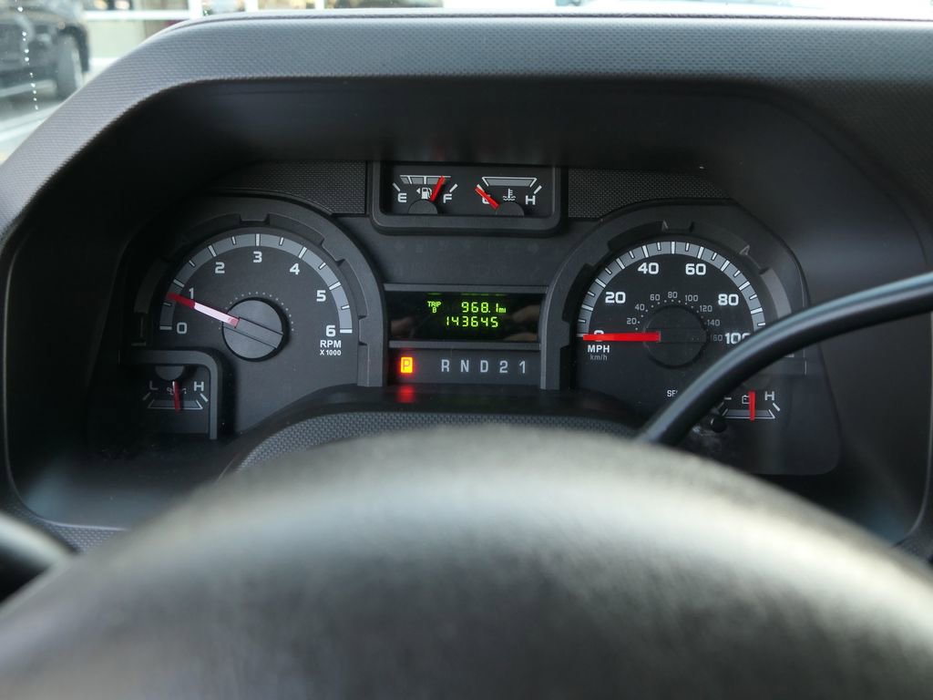 Used 2013 Ford E-150 and Econoline 150 Commercial image 18