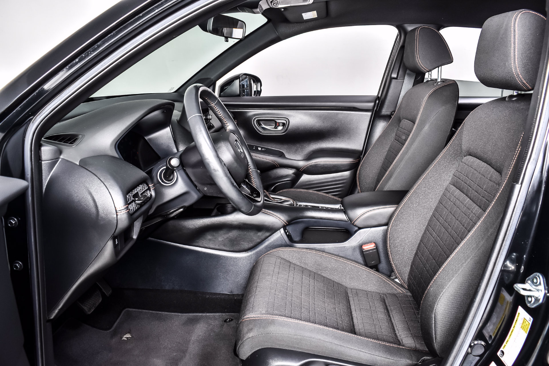 Used 2024 Honda HR-V Sport image 14