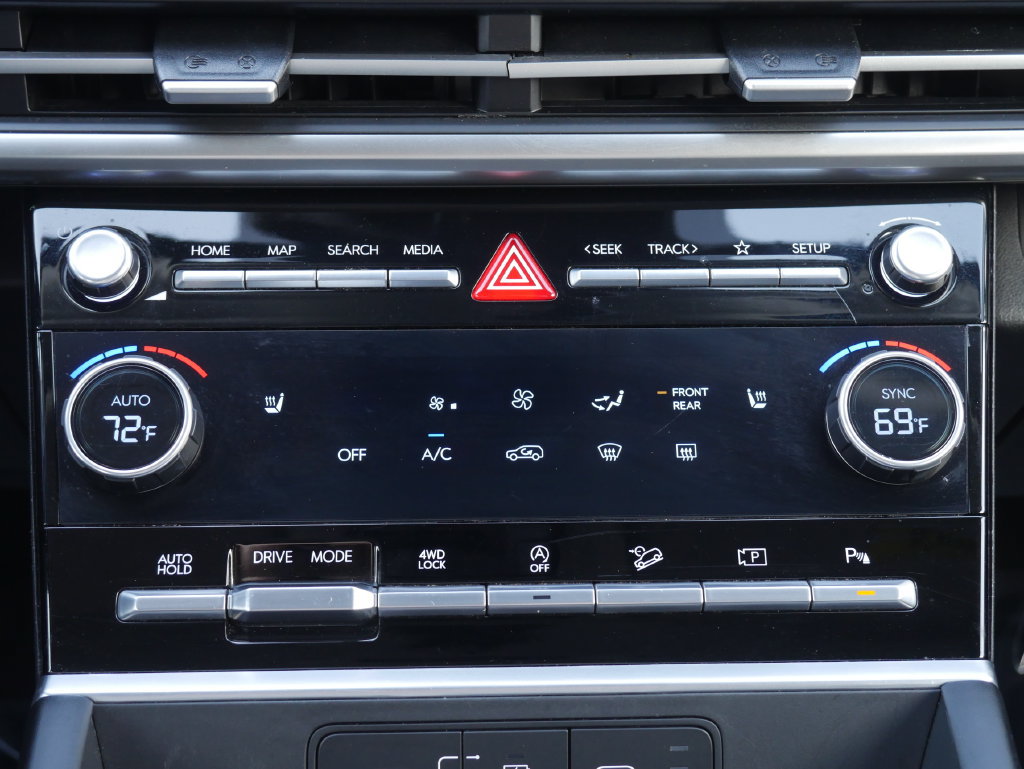 Used 2025 Hyundai Santa Fe SEL AWD/4WD image 49