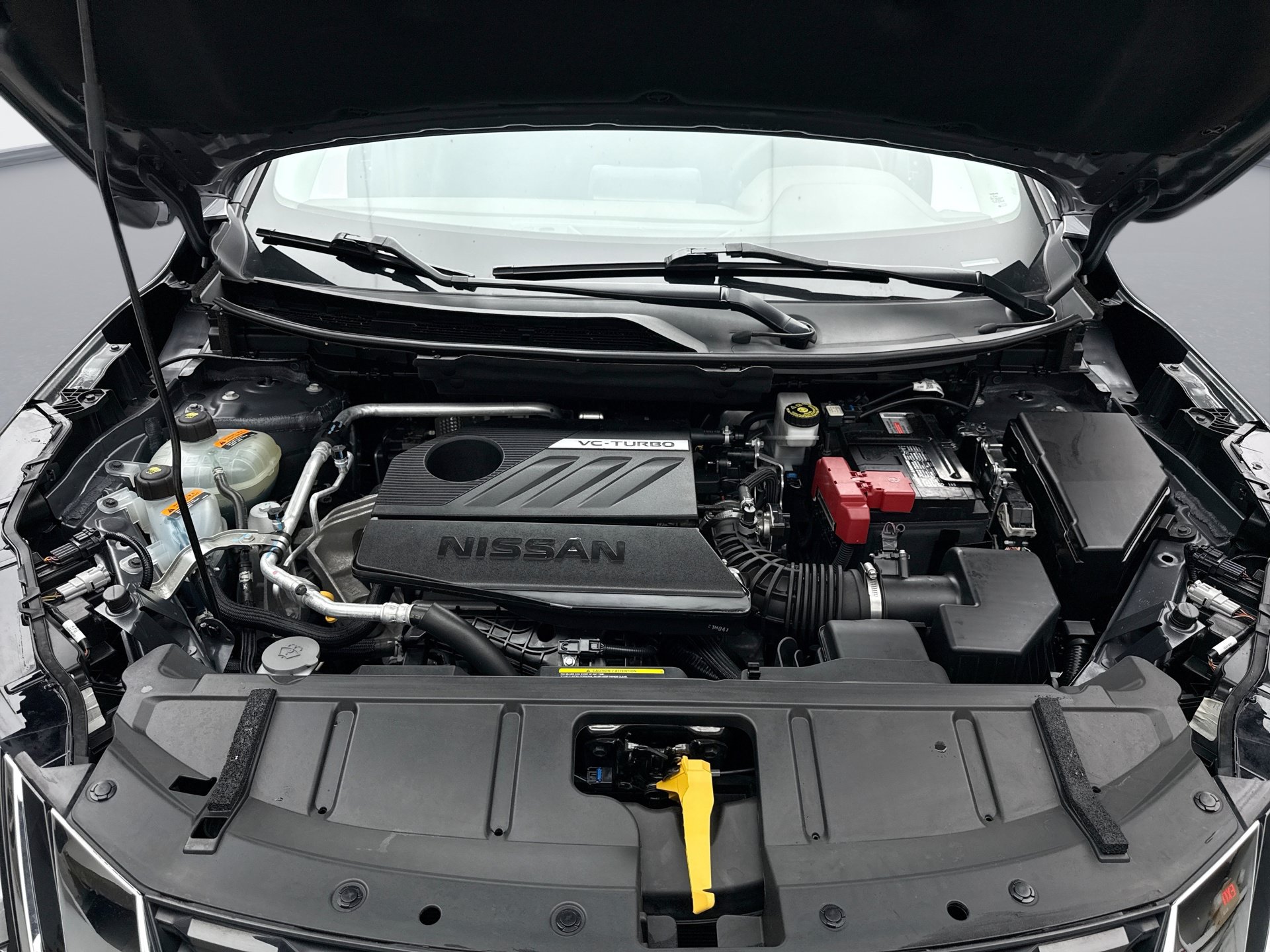 Used 2023 Nissan Rogue S AWD/4WD image 25