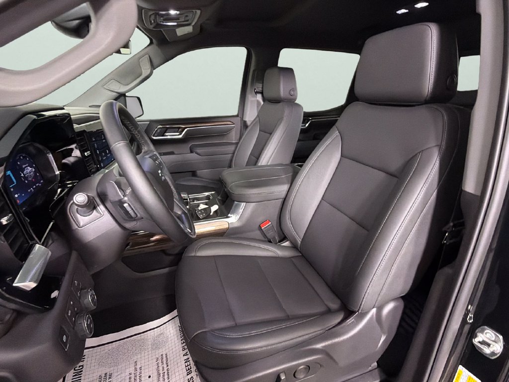 Certified 2026 Chevrolet Silverado 1500 RST w/ Convenience Package II AWD/4WD image 18