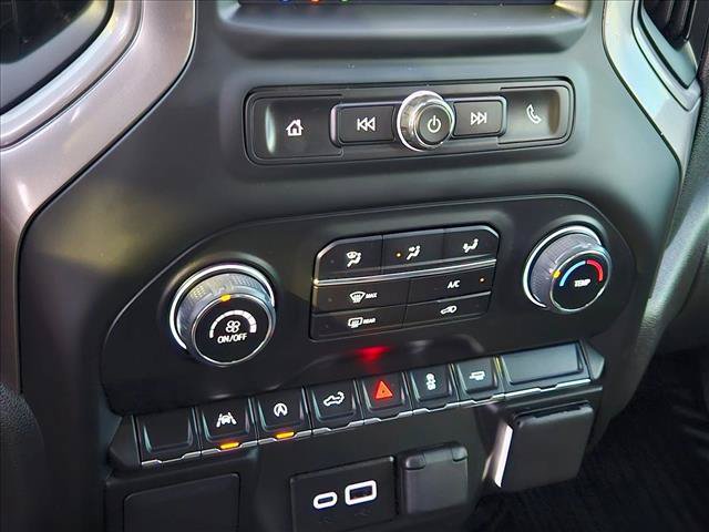 Used 2024 Chevrolet Silverado 1500 Custom w/ LPO, Dark Essentials Package RWD image 19