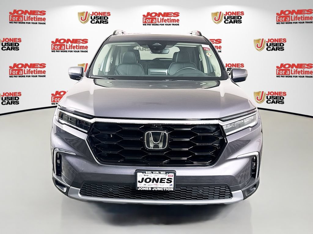Used 2025 Honda Pilot Elite image 14