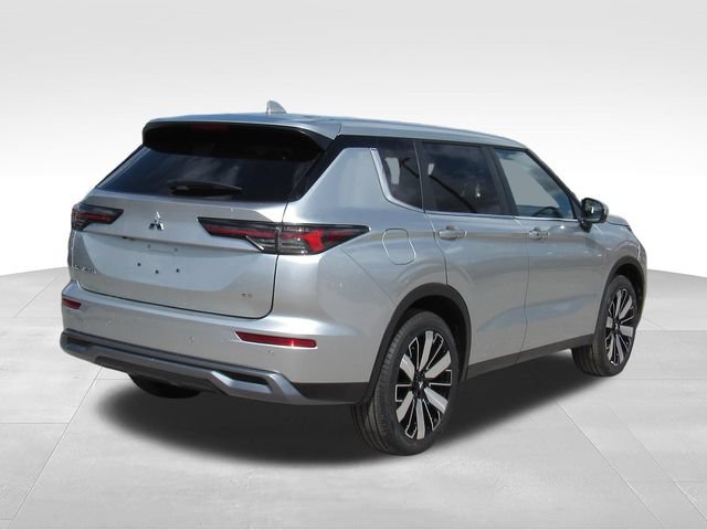 New 2026 Mitsubishi Outlander SE FWD image 3