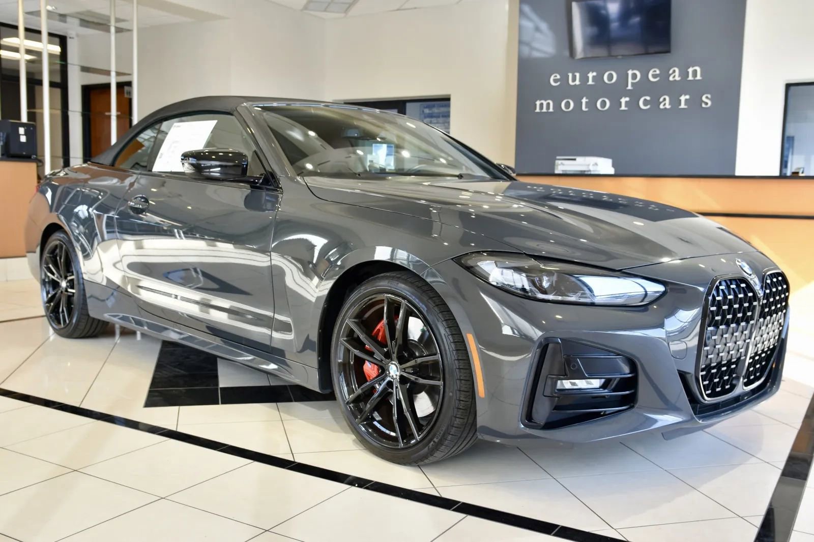 Used 2022 BMW 430i xDrive Convertible w/ M Sport Package image 1