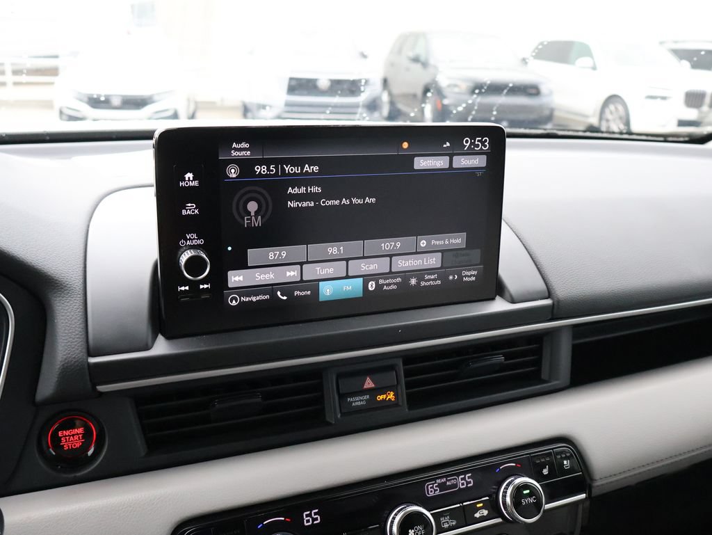 Used 2025 Honda Pilot Elite image 26