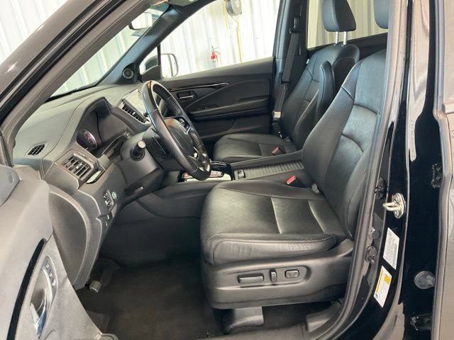 Certified 2020 Honda Passport Touring image 4