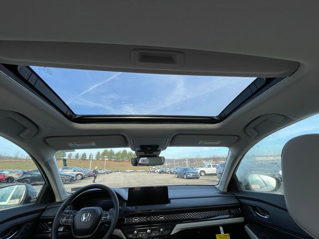 New 2025 Honda Accord EX-L image 19