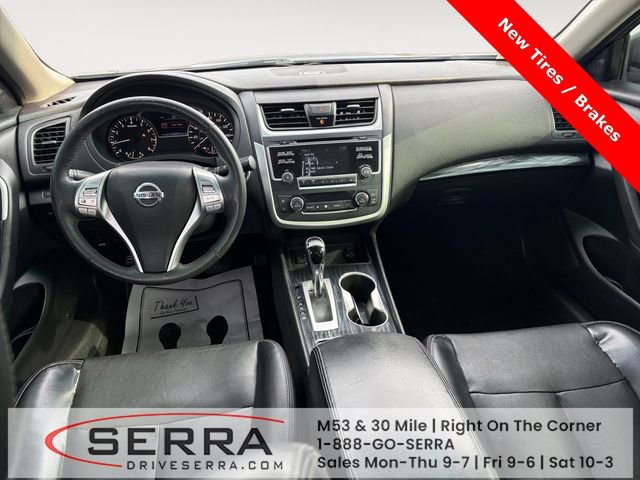 Used 2017 Nissan Altima 2.5 SL FWD image 10