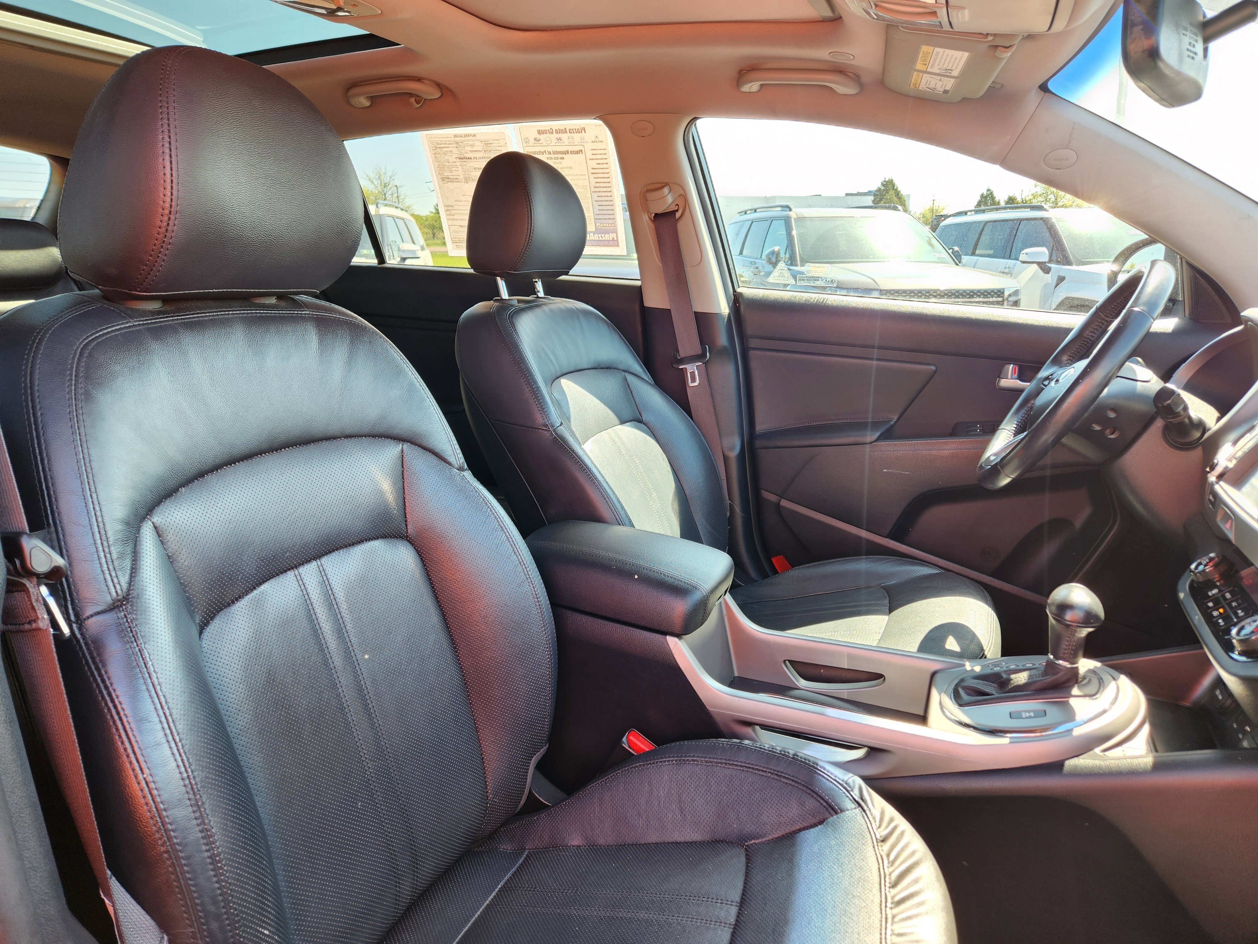 Used 2015 Kia Sportage EX image 16