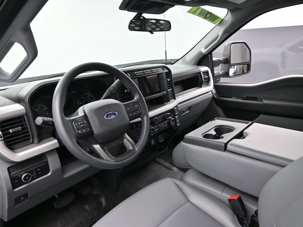 Used 2023 Ford F250 XL w/ XL Chrome Package image 28