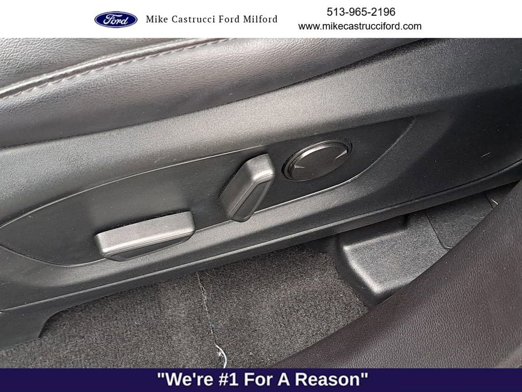 Certified 2022 Ford Explorer XLT w/ Equipment Group 202A image 21