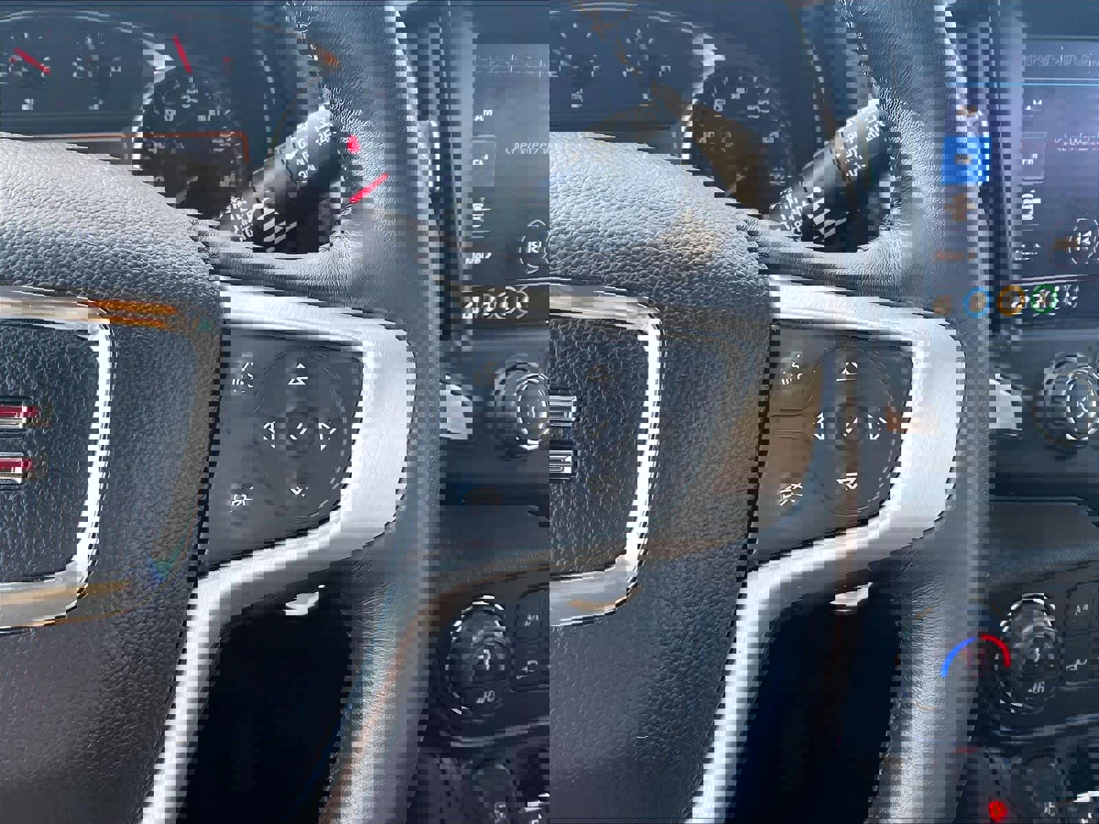 Used 2019 GMC Terrain SLT w/ Preferred Package image 22