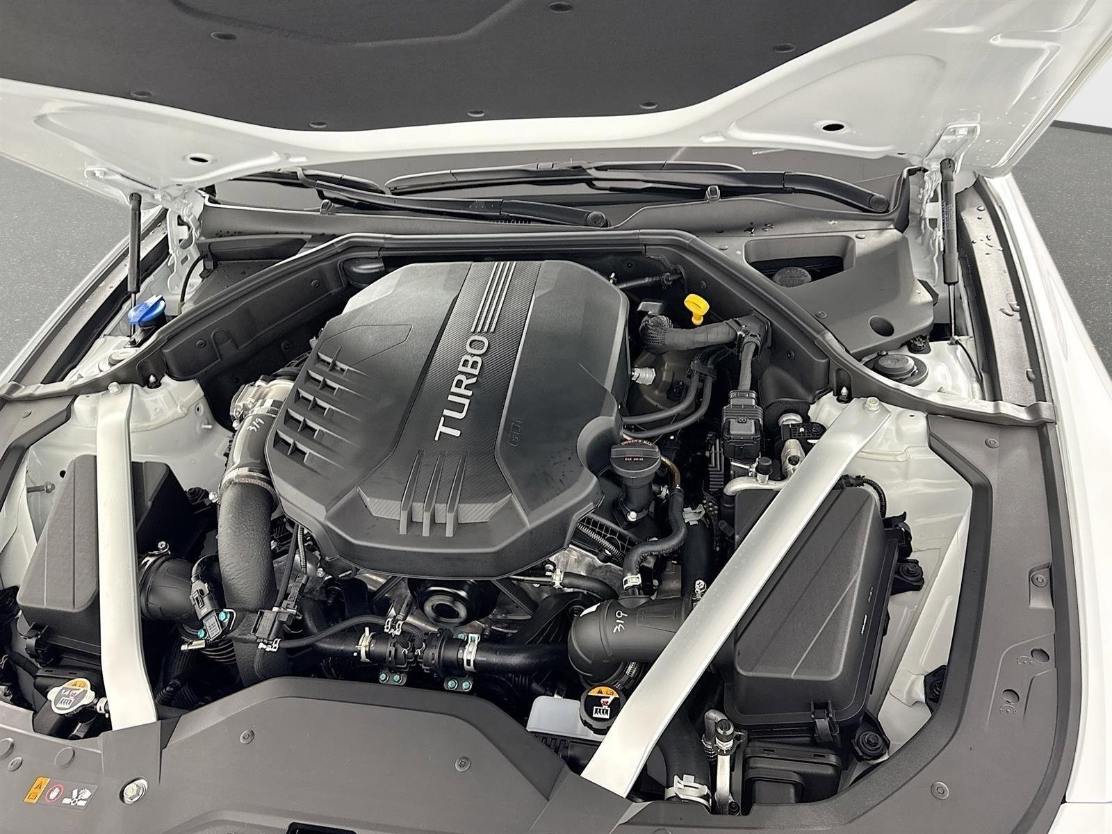 New 2025 Genesis G70 3.3T Advanced w/ Sport Prestige Package image 32