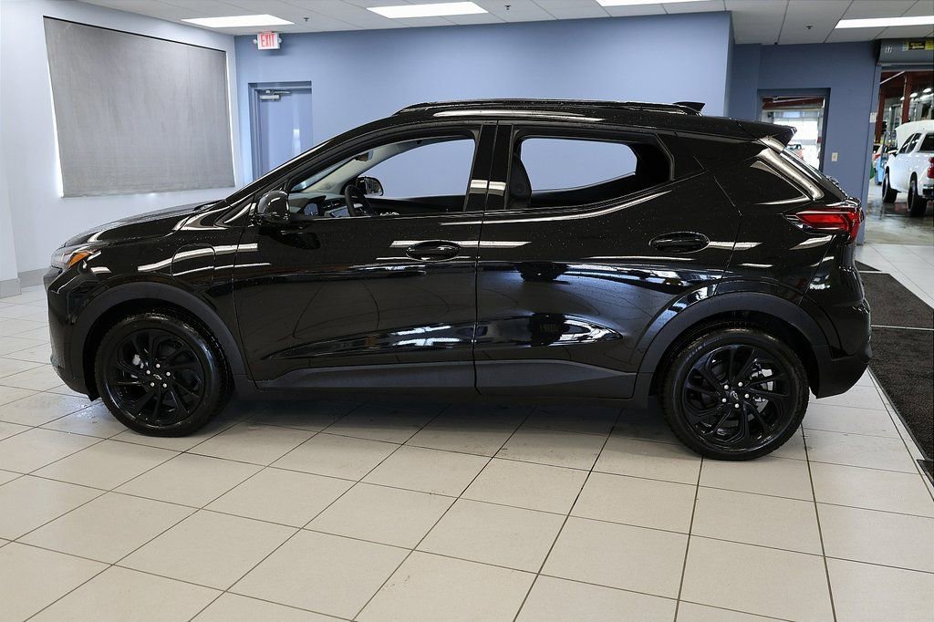 New 2027 Chevrolet Bolt RS w/ Technology Package image 2